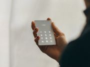 Light Phone: смартфон, лише з функціями телефону (фото)
