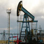 Нафта слабо росте на даних щодо запасів у США