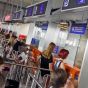Власники біометричних паспортів зможуть самостійно проходити контроль в аеропортах Варшави